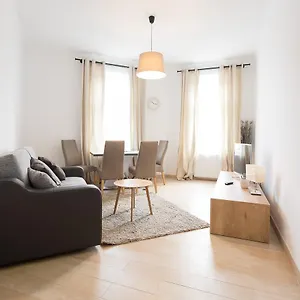 House In Апартаменты Вена