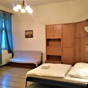 https://old-town-krakow-studios.krakowhotelspoland.com